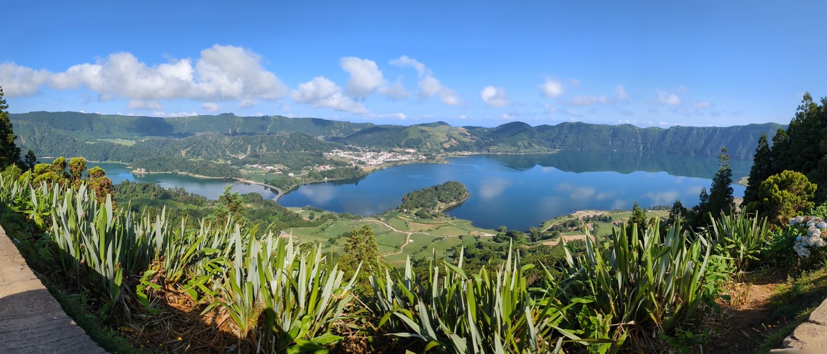Looking over Lagoa Verde (left) and Lagoa Azul (right) in the Azores