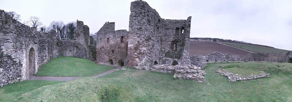 Hailes castle